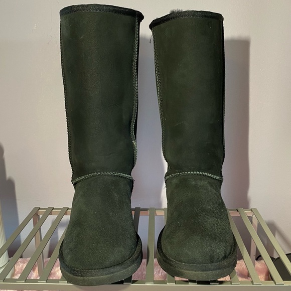Authentic Shearling Boots - Picture 3 of 11
